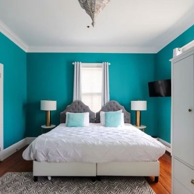 King Green Room The Hugh Boutique B&B Promo Code