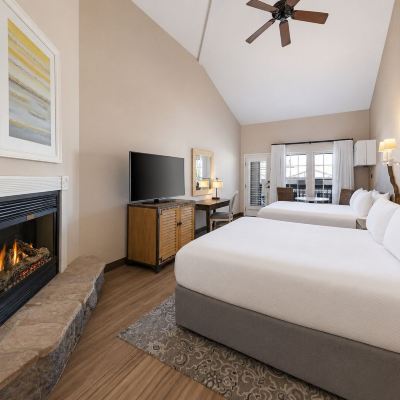 Partial View Two Queens with Balcony Cottage Inn by The Sea Promo Code