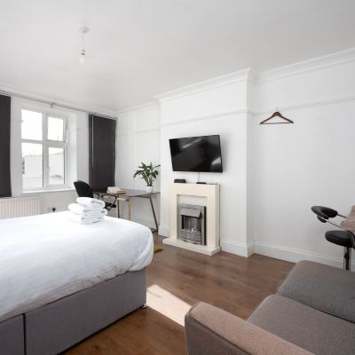 Three-Bedroom Apartment Argyle Apart Hotel Promo Code