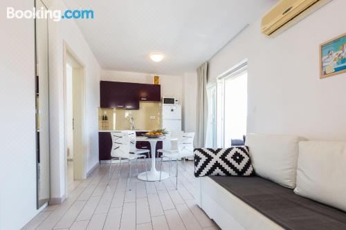 一卧室公寓（带阳台）