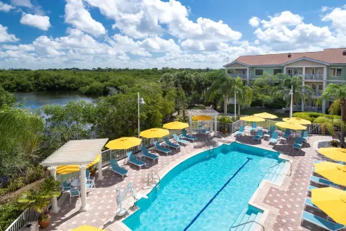 DoubleTree Suites by Hilton Naples