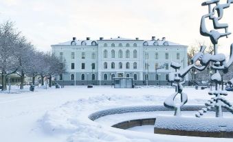 Vanerport Stadshotell I Mariestad