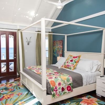 Premier Room, 1 King Bed, Balcony, Sea View (Albert's Room)