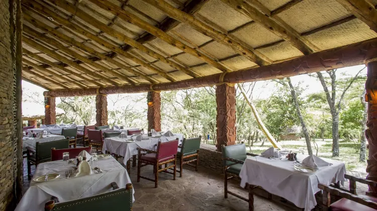 Serengeti Serena Safari Lodge 食事・レストラン