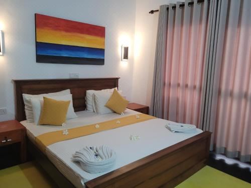 带阳台和海景的豪华双人房