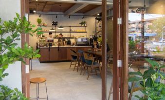 Tan Hostel X Cafe , Aonang Beach