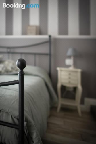 带阳台的小型套房