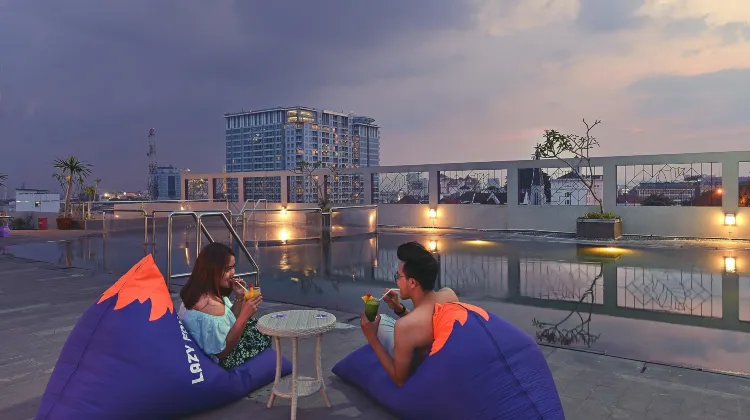 オーク ツリー プレミア 施設