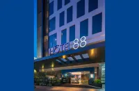 โรงแรม 88 เอ็มบอง มาลัง ตุนจังกัน บาย WH โรงแรมใน