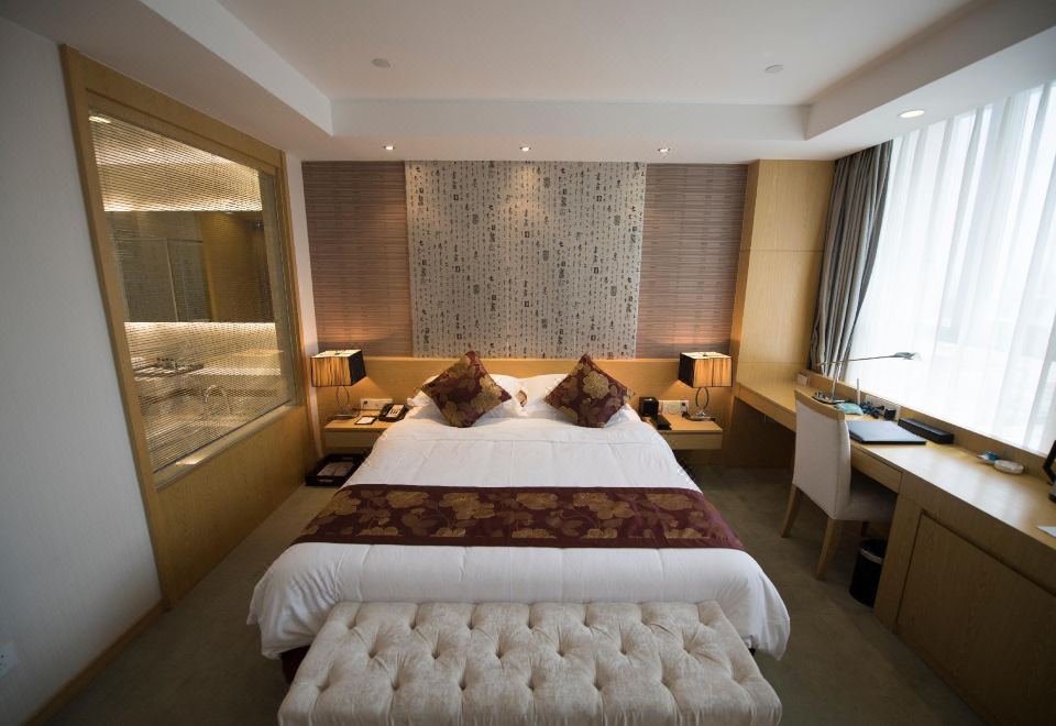 高级大床房