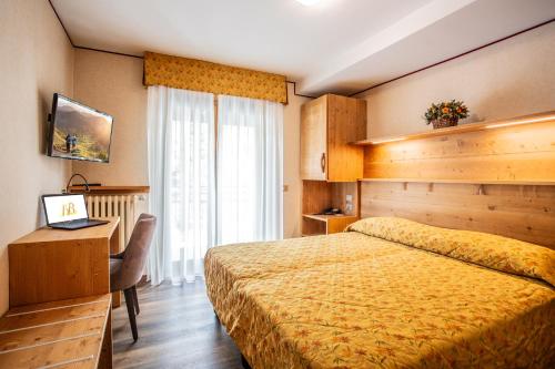 带阳台的双人或双床房