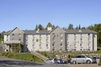 Super 8 by Wyndham Sainte Agathe des Monts Hotels in 