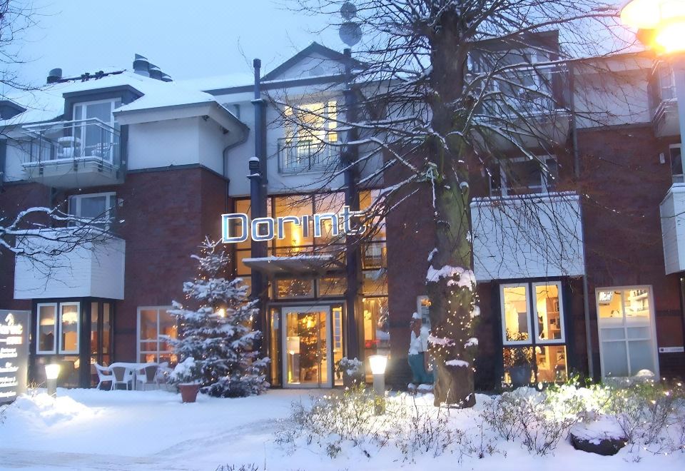 Dorint Strandresort & Spa Ostseebad Wustrow - Housity
