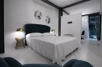 Azzoli Trapani - Apartments&Skypool - Adults Only