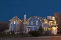 Heartwood Inn