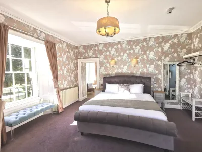 Lunan House Hotel di 
