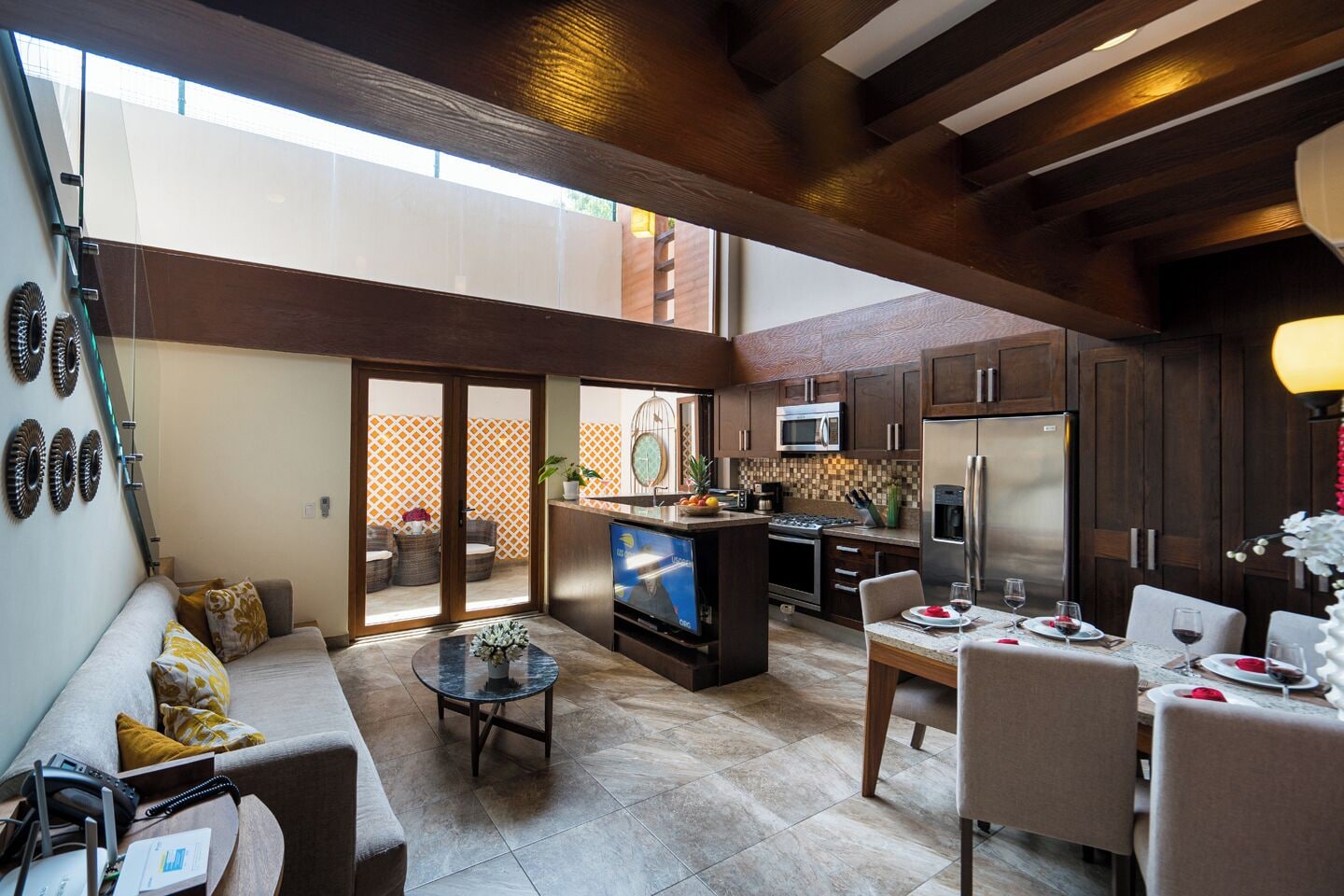 豪华联排别墅，2卧室，夹层