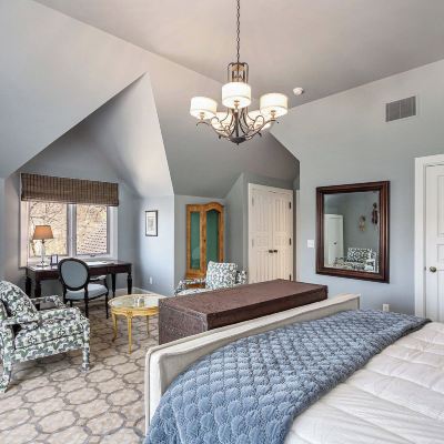 Signature Room, 1 King Bed, Non Smoking, River View The River House at The Morris Estate Promo Code