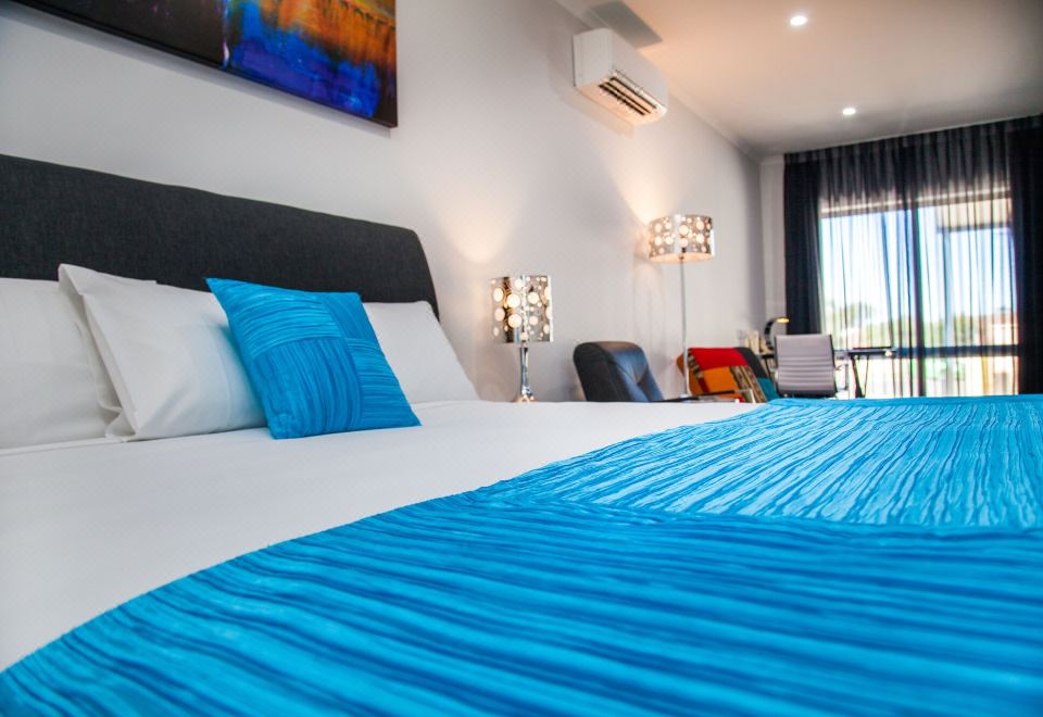 Junction MotelLuxury King Room