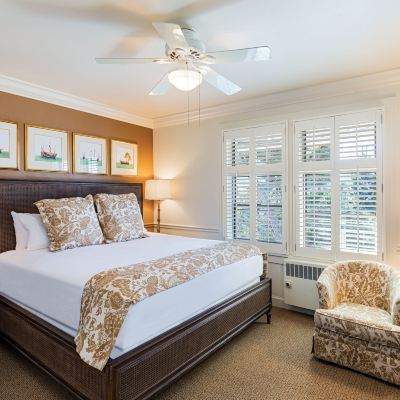 Standard King Room Pine Inn - Carmel Promo Code