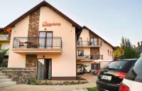 Barackvirág Apartmanház Hoteles en 