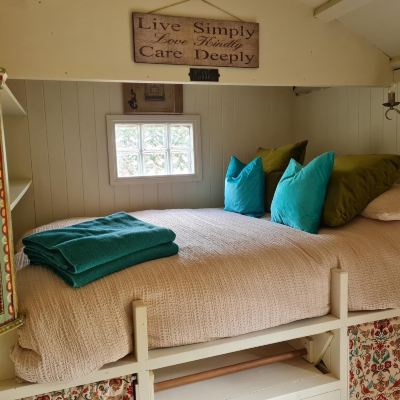 Traditional Room, Ensuite, Garden View (Daisy) Green Haven Promo Code