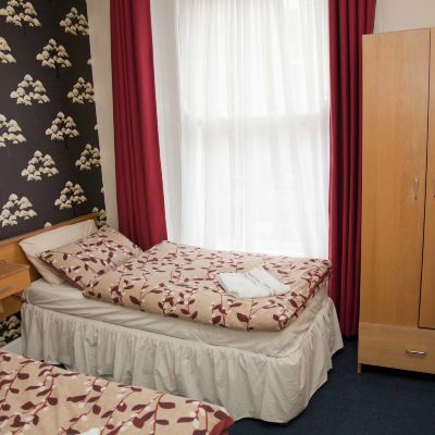 Standard Twin Room Ensuite Ashfield Hostel Promo Code