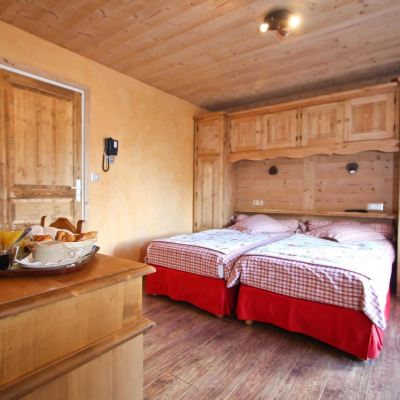 Twin Room Alpen Roc Promo Code