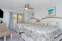 Completely Remodeled and Open 18C Richmond Park Villa