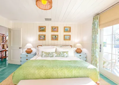 The Rock House Hotel Hotele w: 