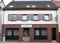 Zum Mühlehannes Hotels in 