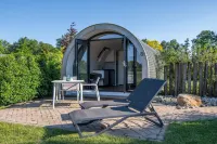 Unique Nature Lodge with Terrace Garden โรงแรมใน