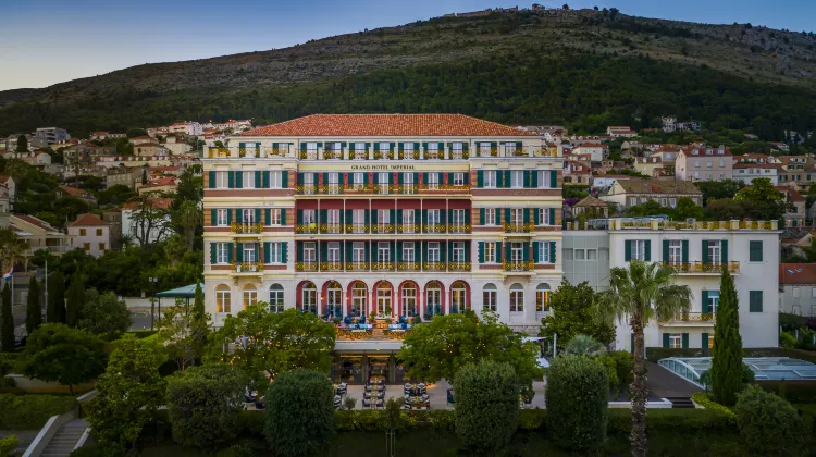 Hilton Imperial Dubrovnik Exterior