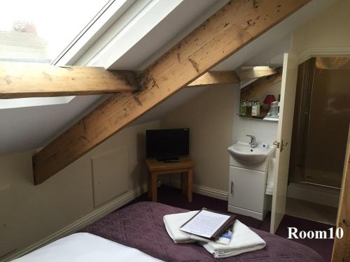 经济双人间（R10 阁楼）