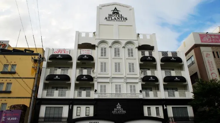 ホテル アトランティス 大津店 外観