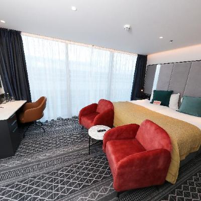 Deluxe King Room Marlin Hotel Dublin Promo Code