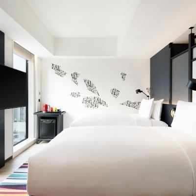 サヴィーツイン、広めのゲストルーム、2つのシングルベッド アロフト東京銀座 クーポン