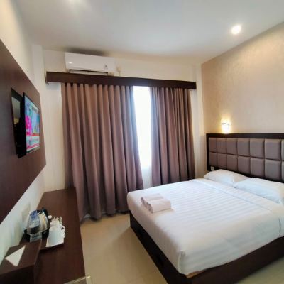 Superior King Room TANAHOTEL Padang Promo Code