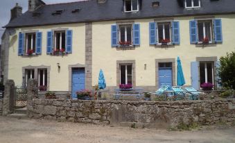 Laura's Chambres d'Hôtes - Housity