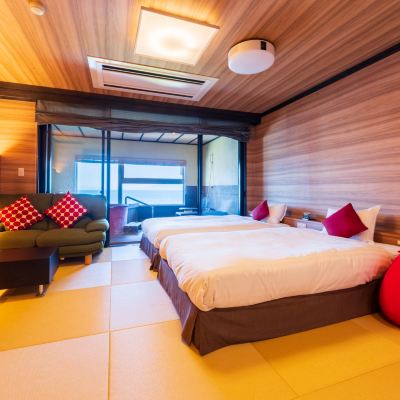Top Floor Ocean View Japanese-Style Twin Room With Exclusive Sky SPA And Semi-Open-Air Bath, 42㎡-Non-Smoking ホテル南風楼 クーポン