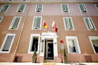 Kyriad Nimes Centre