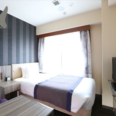 小型雙人床 東京日本橋阿爾蒙特飯店優惠