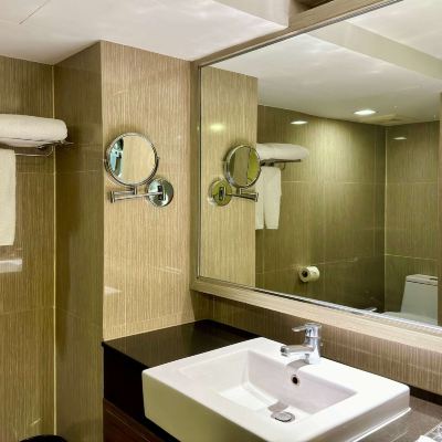 豪華雙床房 曼谷素坤逸 11 巷溫德姆華美達飯店優惠