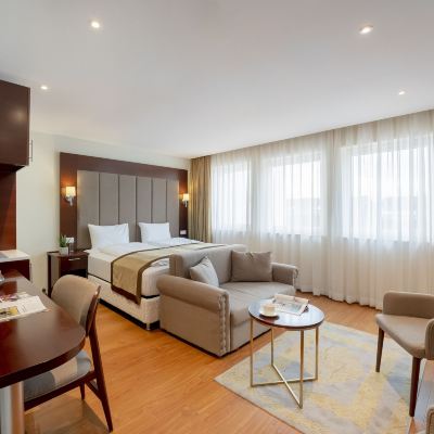Luxury Triple Room Palast Hotel Promo Code