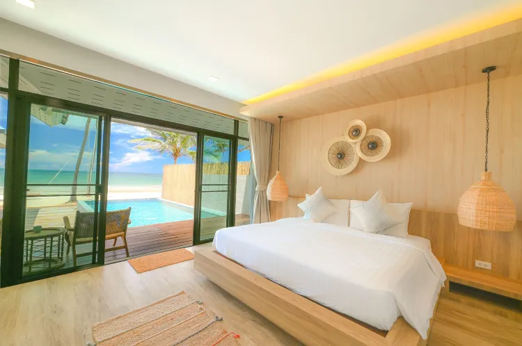 Sirarun Beach Front Villa