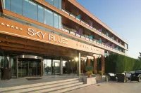 Sky Blue Hotel & Spa Hotel di 