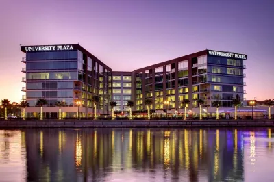 University Plaza Waterfront Hotel Ξενοδοχεία στην πόλη 