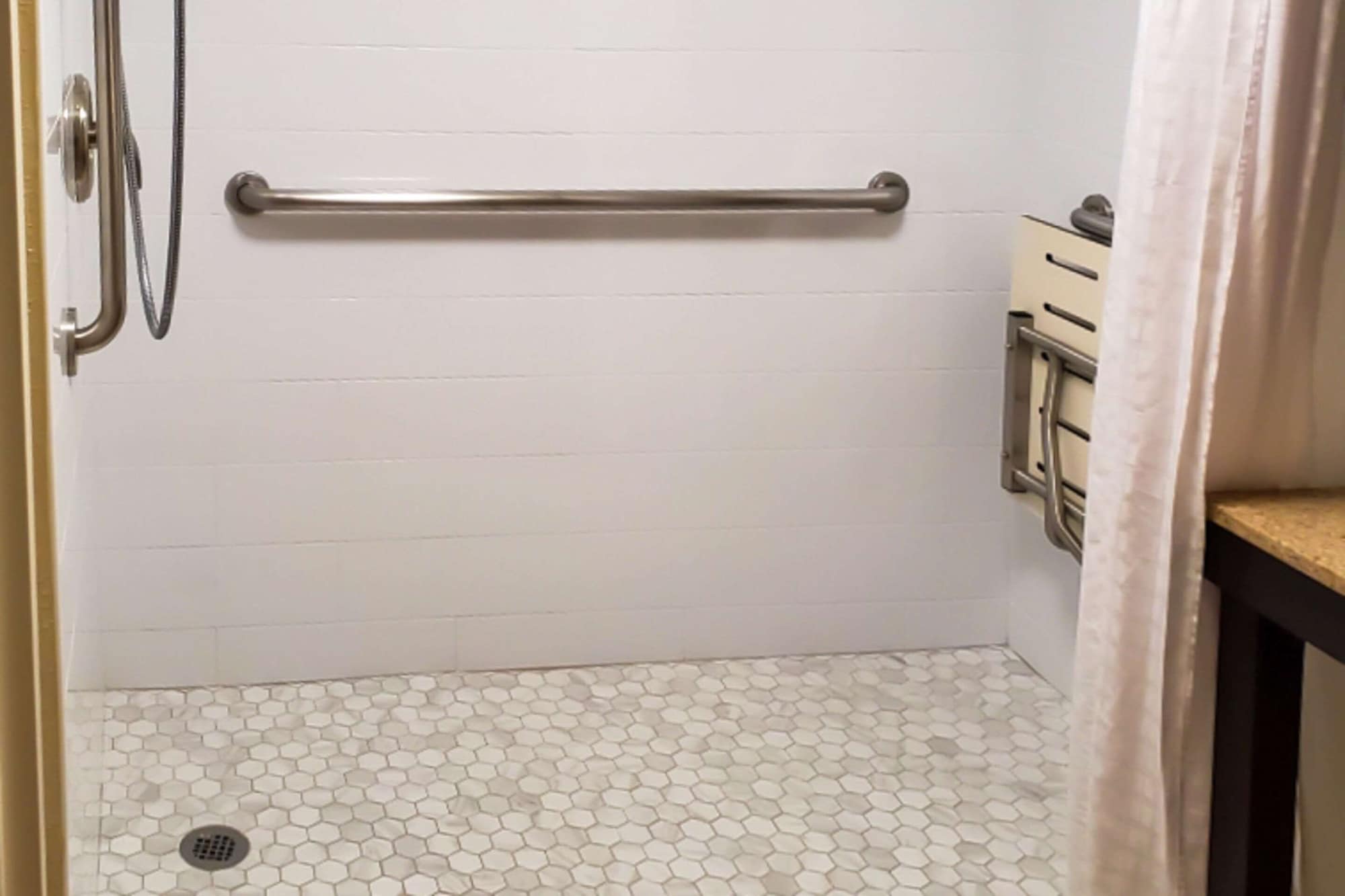 特大床房间-无障碍-非吸烟