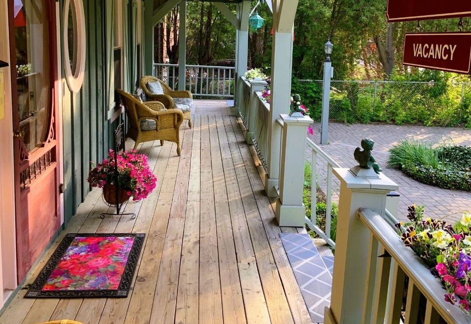 经典客房， 一大床 （海丁香）