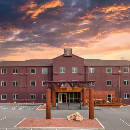 Wolfe's Hotel Moab